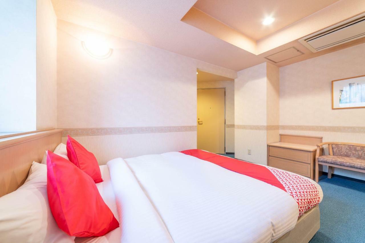 Oyo Business Hotel Nishiura Yokkaichi Exterior foto